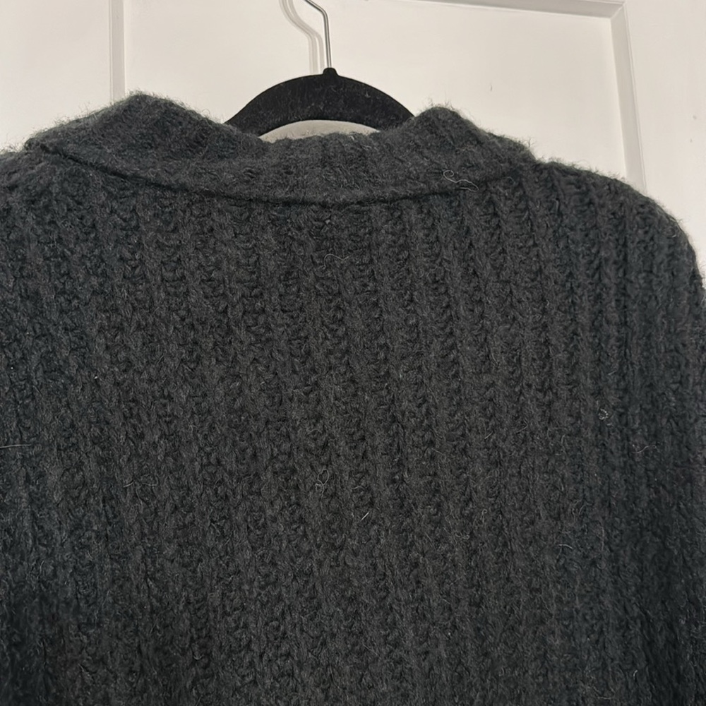Free People sweater sized large - Picture 9 of 16